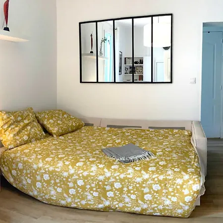 Beautiful Cozy Studio Of 23M In Marseille Apartment