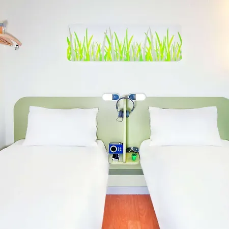 Ibis Budget Valentine 2*