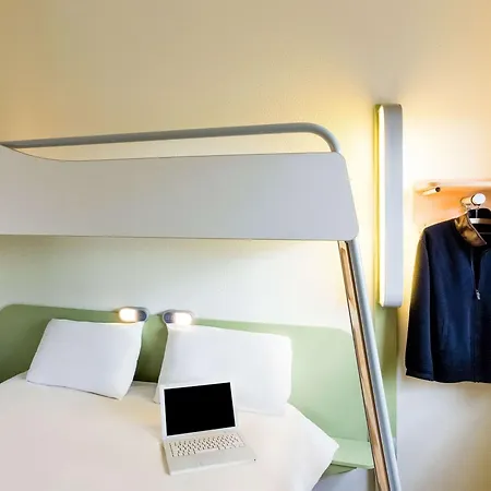 Hotel Ibis Budget Valentine 2*