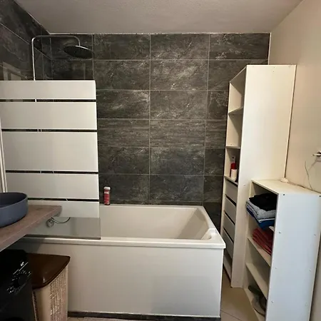 Magnifique T2 Vue Et Jacuzzi Apartment *