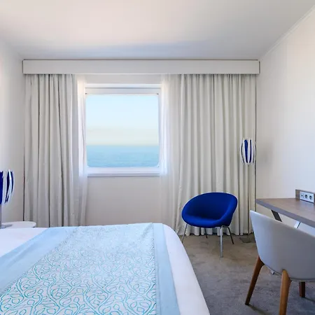 Golden Tulip Euromed