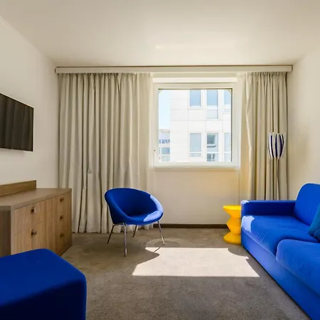 Golden Tulip Euromed 4*