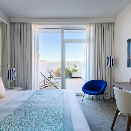 Golden Tulip Euromed 4* Marsella