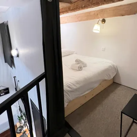 Le Nid Douillet - Vieux Port Apartment *