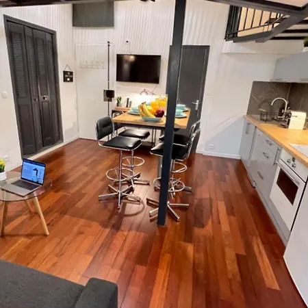 Le Nid Douillet - Vieux Port Apartment *