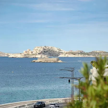 Coquet En Bord De Et Corniche * Marseille