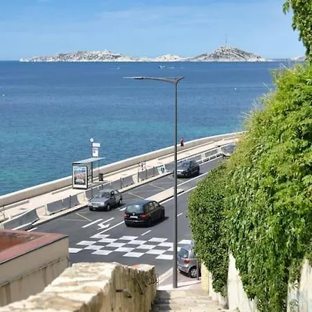 Coquet En Bord De Et Corniche * Marseille
