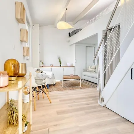 Apartment Coquet En Bord De Et Corniche