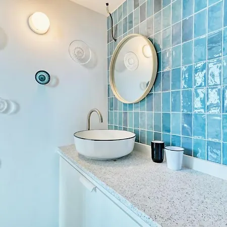 Apartment Coquet En Bord De Et Corniche *
