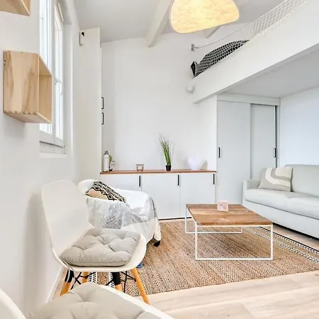 Apartment Coquet En Bord De Et Corniche *