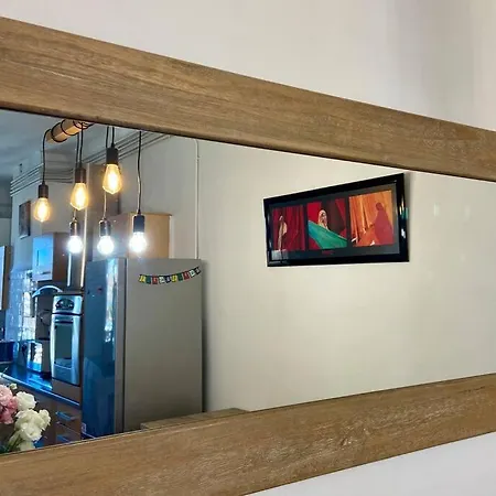 Logis Confortable - Accueillant Apartment *