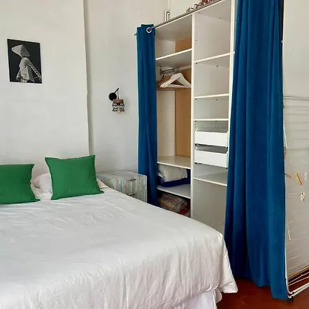 Logis Confortable - Accueillant Apartment
