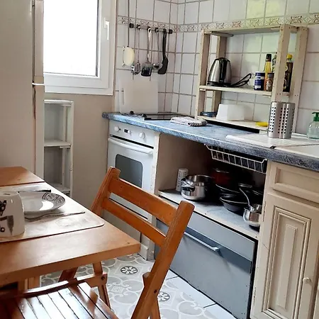 Holiday home Jolie Maisonnette En Bord De Avec Jardin *