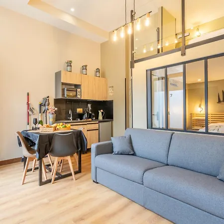 Adira Montgrand 2 Etoiles Apartment Marseille