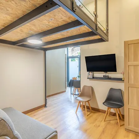 Adira Montgrand 2 Etoiles
