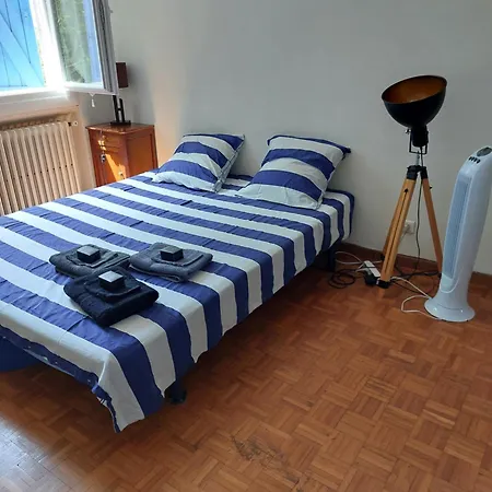 Chambre Dans * Marseille