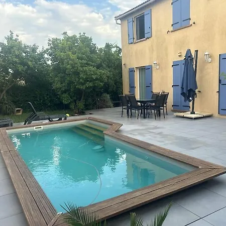 Villa Jolie Maison Provencale Au Volets Bleu *