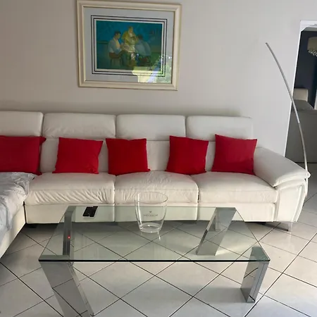 Tres Bel Bord De Apartment Marseille