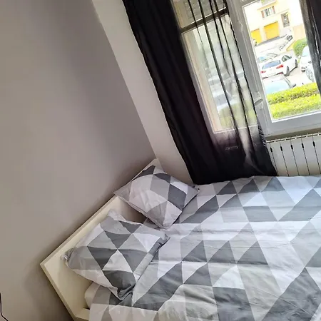 Velodrome-borely Apartment *