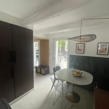 Charmante Maison Avec Piscine