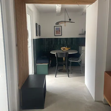Charmante Maison Avec Piscine *