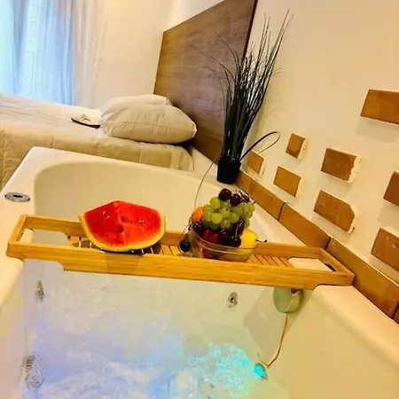 Apartment Jacuzzi Marseille
