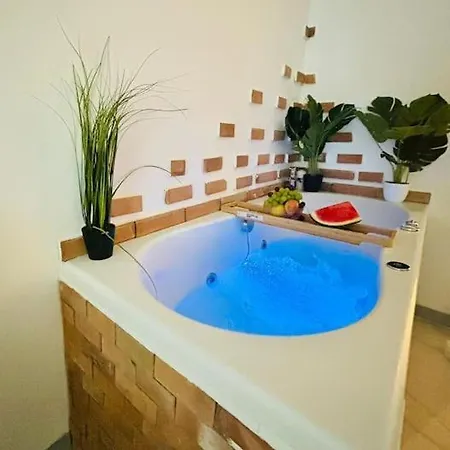 Apartment Jacuzzi