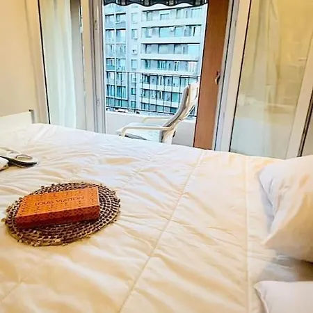 Jacuzzi Apartment *