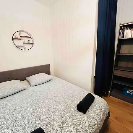 Apartment Joliette, T2 , Hopital Europeen 13002