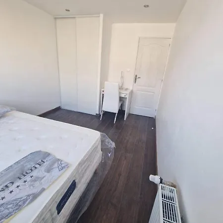 Apartment T5 4 Marseille