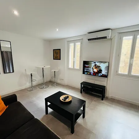 Le Paradis - Vieux Port, Avec Climatisation Apartment *