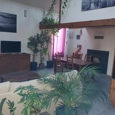 La Maison De Desiree *