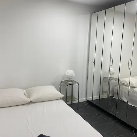 Guest house Liberte 2 *