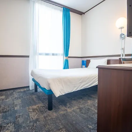 Toyoko Saint Charles Otel