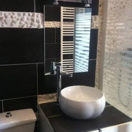Joli T1+ Bien Situe Dans Le 6eme De Marseille, Proche Commodites Apartment Marseille