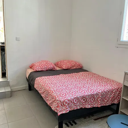 Apartment Studio 1 Etage Au Centre De