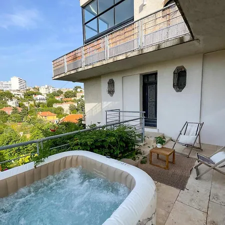 Luxueux Duplex Avec Vue Panoramique Sur Notre-dame Apartment Marseille