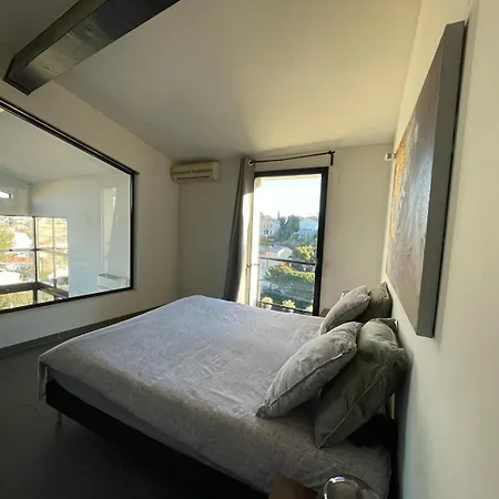 Luxueux Duplex Avec Vue Panoramique Sur Notre-dame Marseille