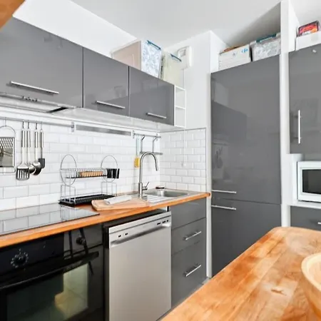 Paillas - T3 Climatise Avec Balcon Et Parking *