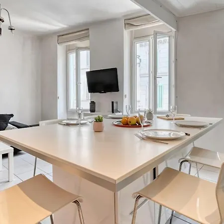 Apartment Spacieux Pres Du Velodrome Et Des Plages