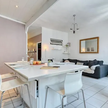 Apartment Spacieux Pres Du Velodrome Et Des Plages Marseille