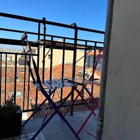 Sur Les Toits Du Vieux Port *