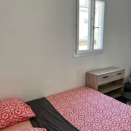 Apartment Studio 1 Etage Au Centre De Marseille
