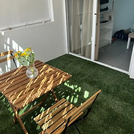 Apartment A Avec Terrasse *