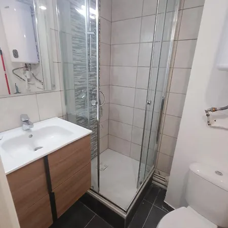 Apartment Neuf Equipe A 600m De La Gare St Charles *