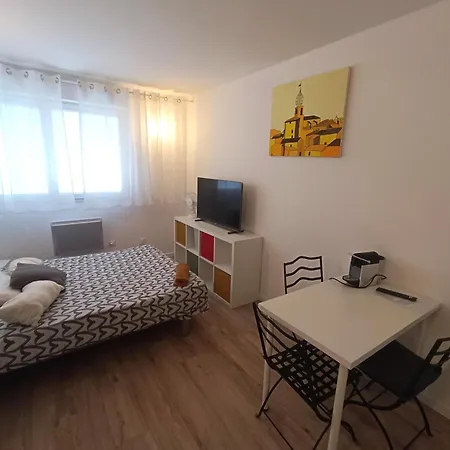 Apartment Neuf Equipe A 600m De La Gare St Charles