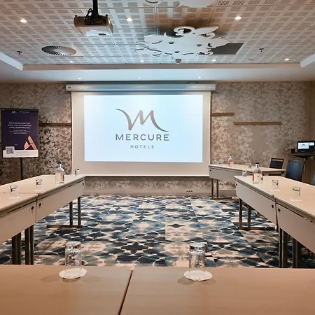 Mercure Centre Vieux Port 4*