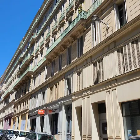 Apartment 30m2 Avec Terrasse 10m2 Vieux Port - Panier - Host Elite *