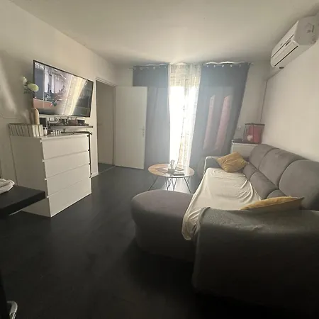 Climatise Hyper Centre De Apartment *