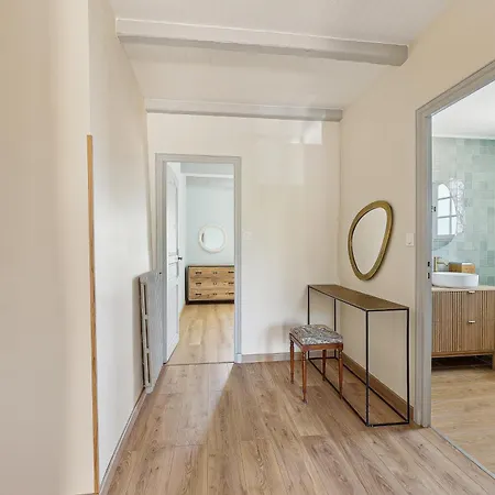 Hébergement de vacances Charmante Maison Sur